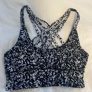 Lululemon sports bra
